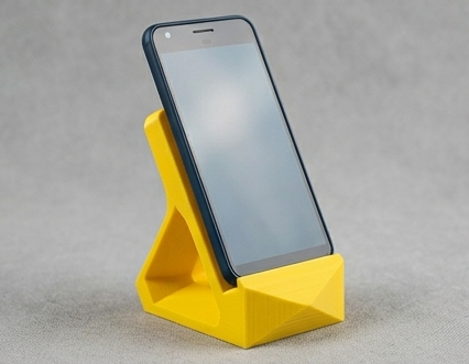 Personalisierter Handyständer aus dem 3D-Drucker